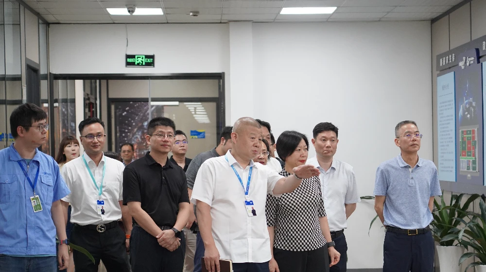西湖区委副书记、区长周扬一行莅临鸣泉科技调研、指导工作