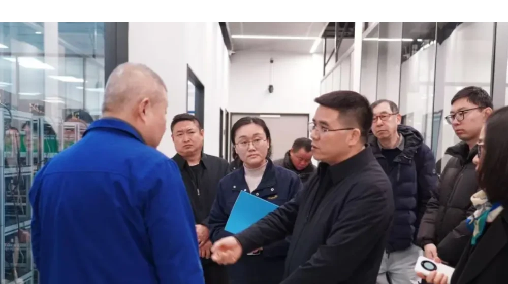 杭州市科技局局长楼秀华一行调研鸣泉科技